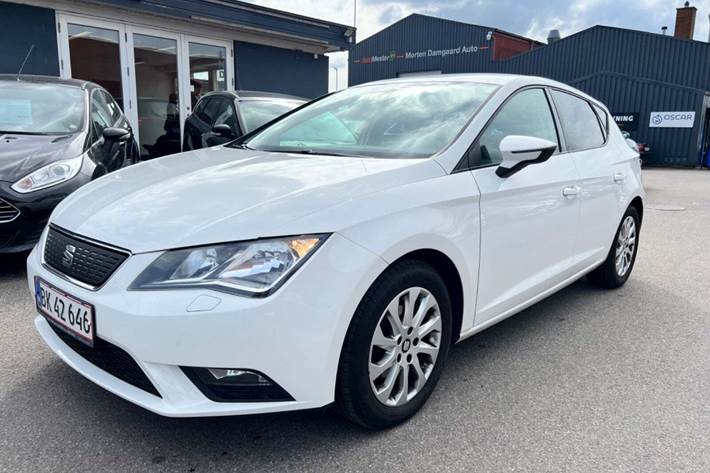 undefined Seat Leon fra 2017 set udefra
