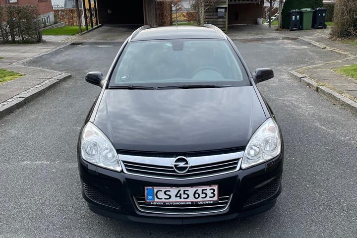 undefined Opel Astra fra 2008
