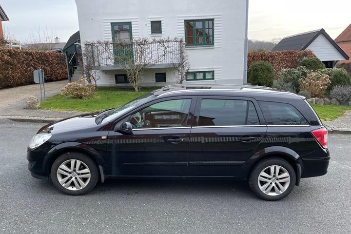 undefined Opel Astra fra 2008