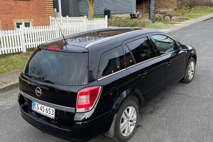 undefined Opel Astra fra 2008
