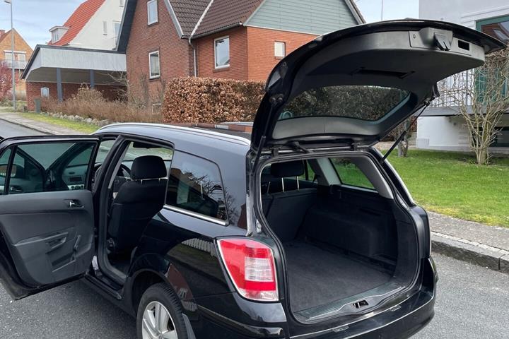 undefined Opel Astra fra 2008