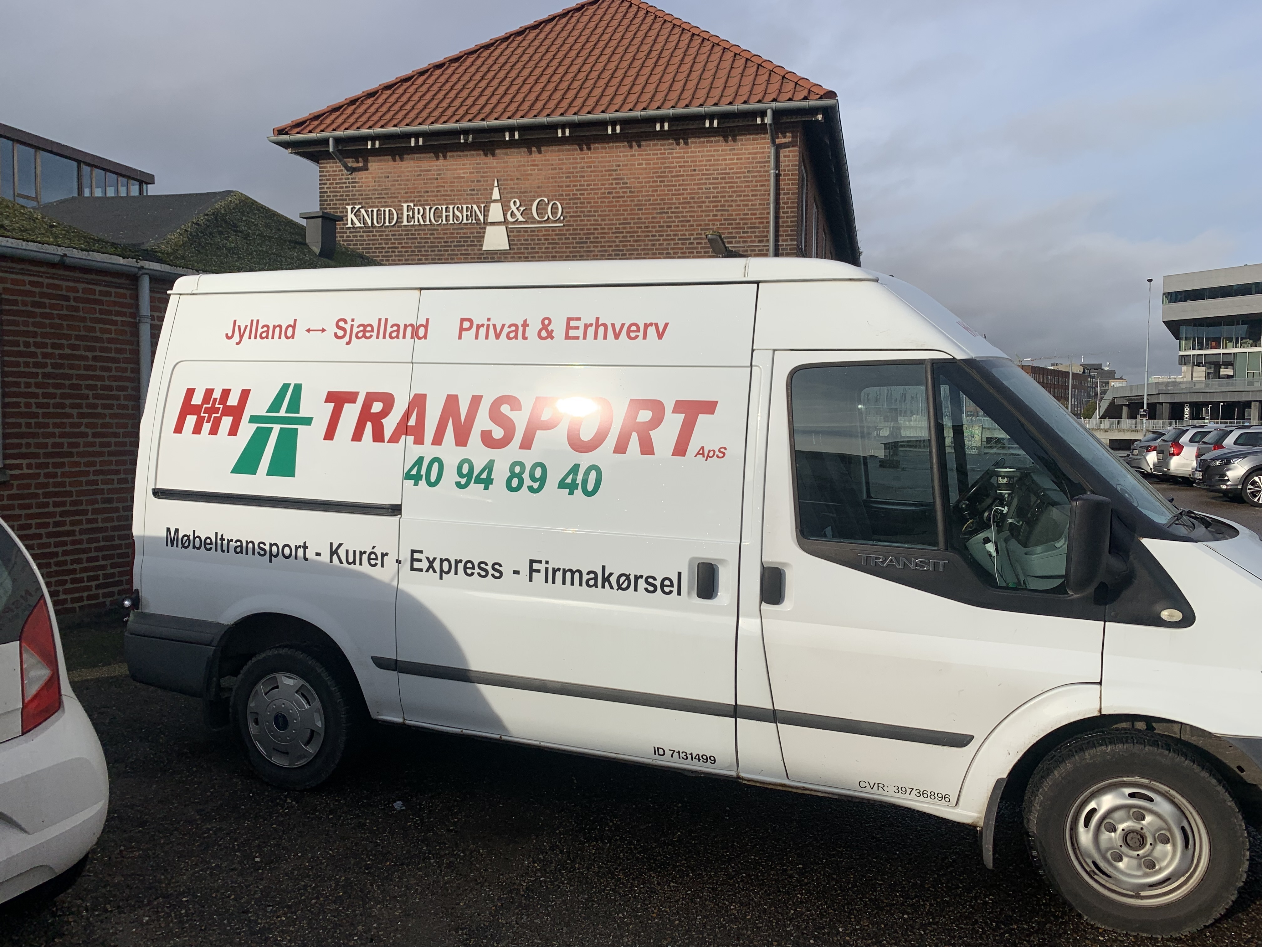 Ford Transit 2,2 TDCi (125 HK) 300M Van Forhjulstræk Manuel