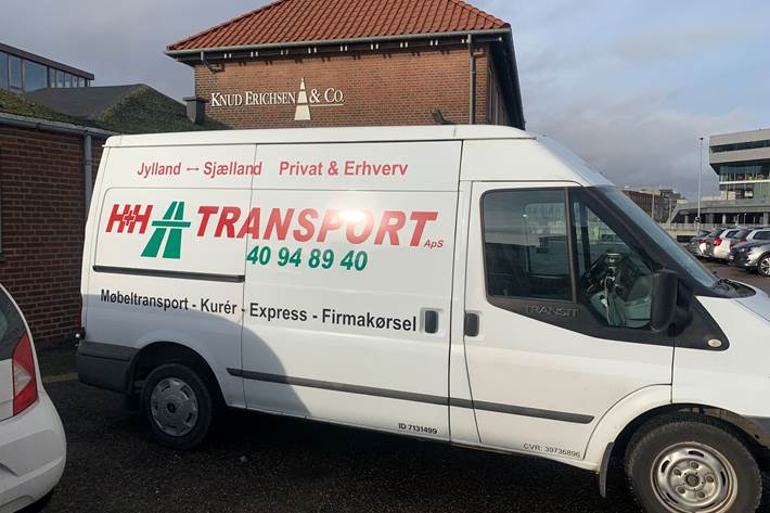 Hvid Ford Transit fra 2013