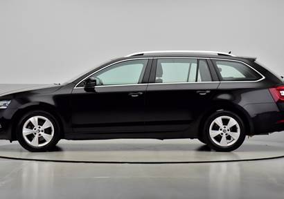 Skoda Octavia TDi 150 Style Business Line+ Combi DSG