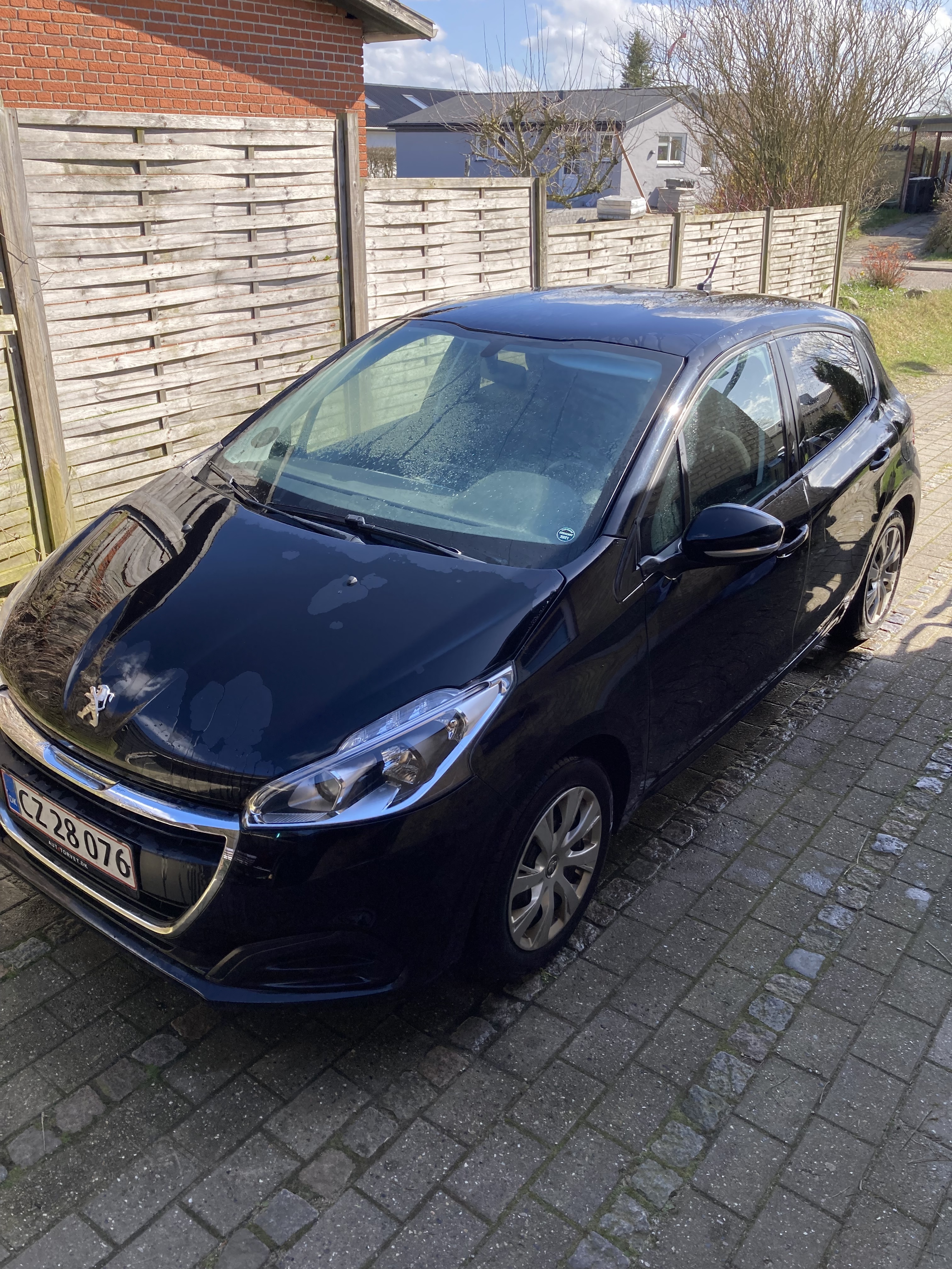 Peugeot 208 1,6 BlueHDI 100 hk 5D