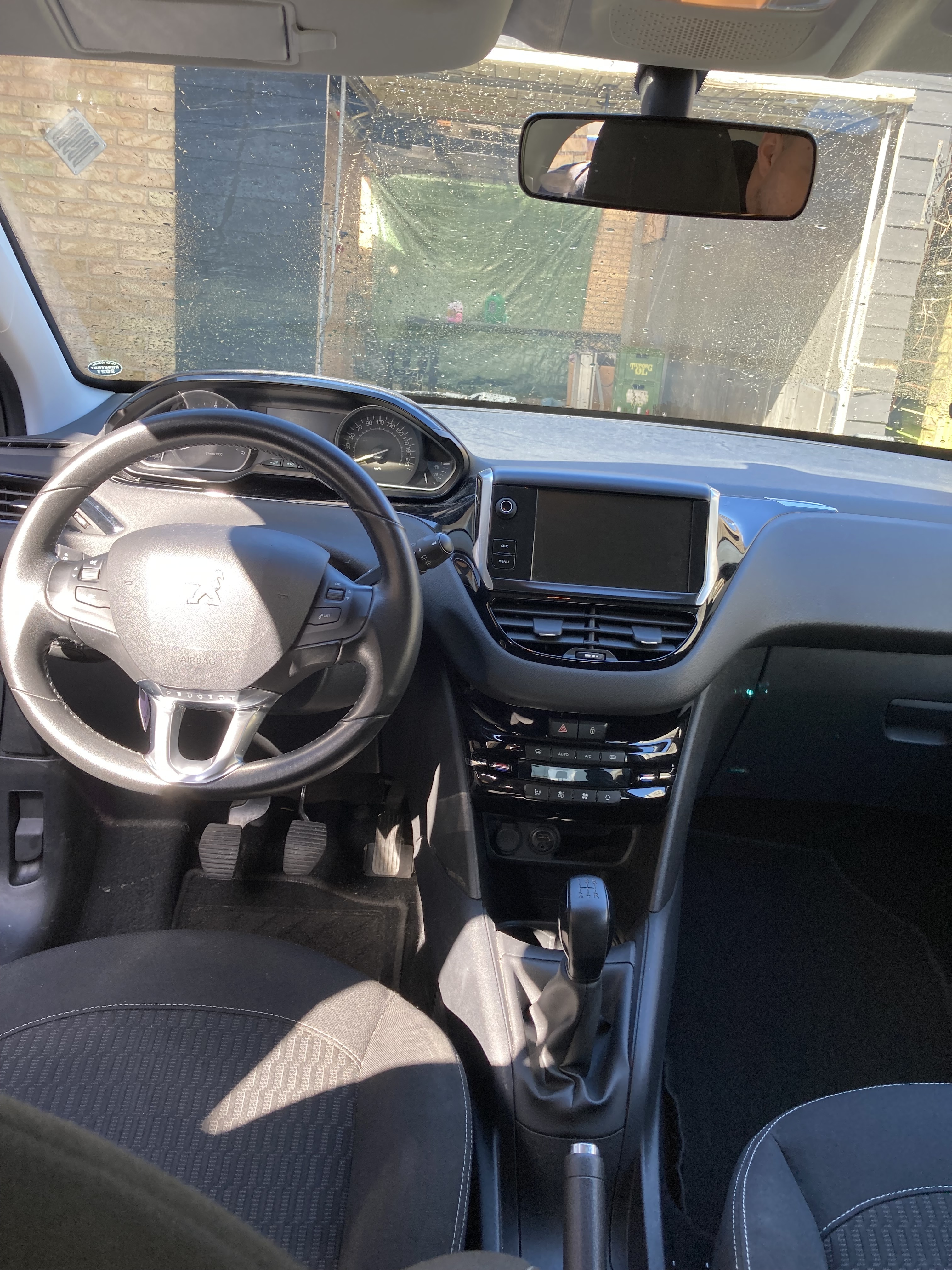 Peugeot 208 1,6 BlueHDI 100 hk 5D