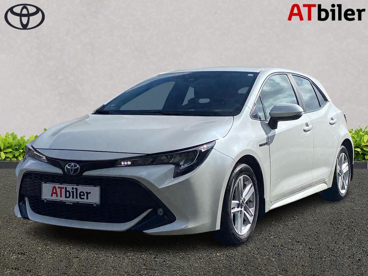 Guide til Toyota Corolla Touring Sports 2.0 Hybrid Club (Årgang 04/2019 - 10/2019)