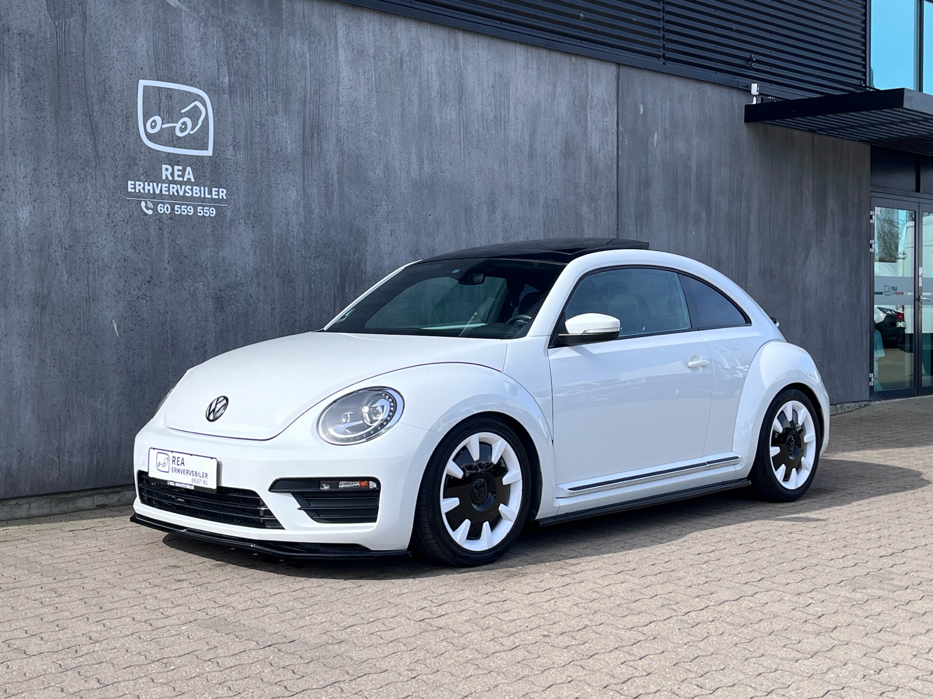 VW Beetle 2,0 TSI Sport DSG 220HK 2d 6g Aut.
