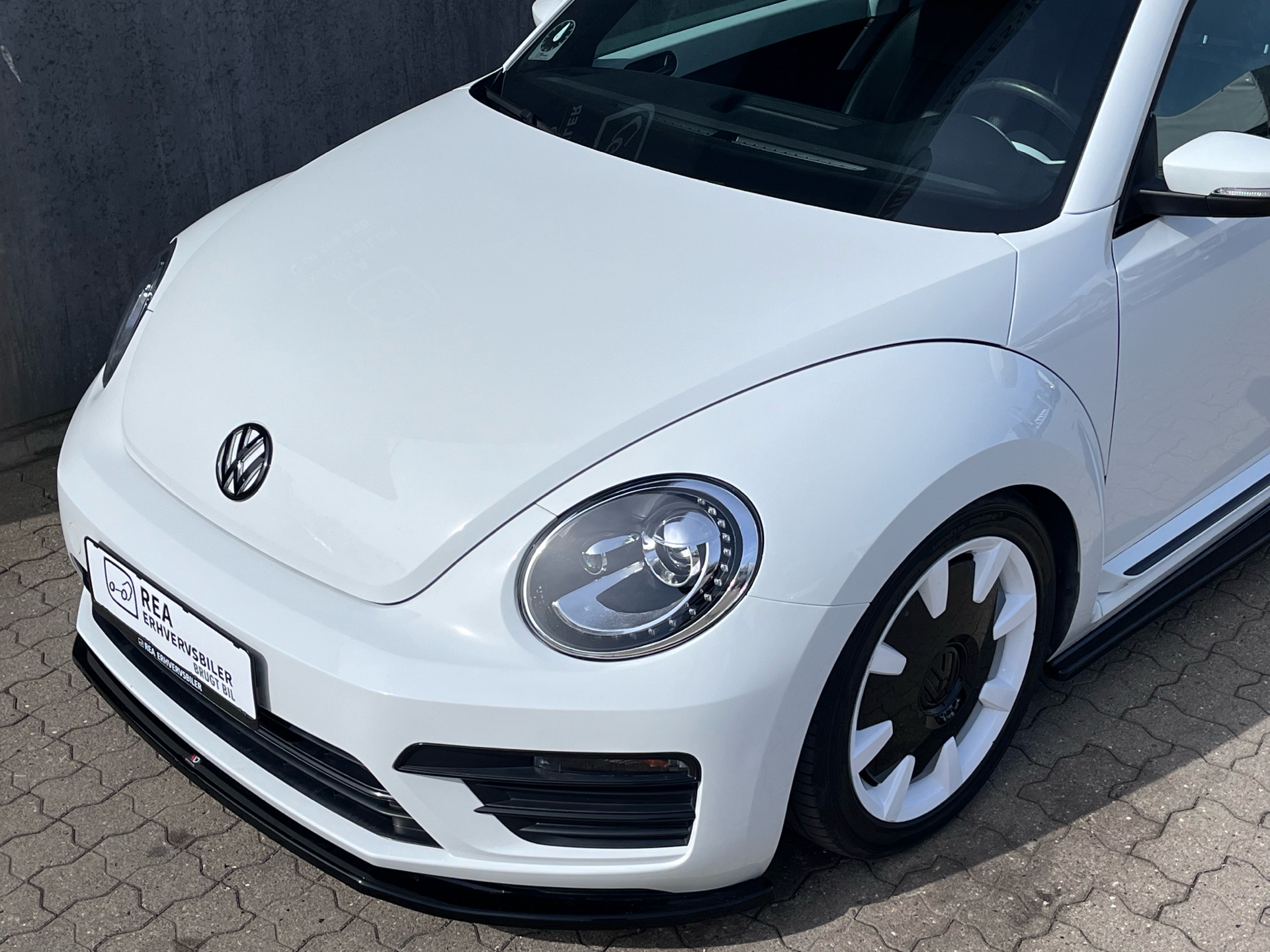 VW Beetle 2,0 TSI Sport DSG 220HK 2d 6g Aut.