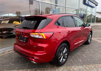 Ford Kuga 2,5 PHEV ST-Line X CVT