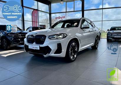 BMW iX3 Charged Plus M-Sport