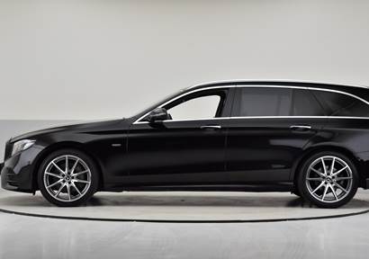 Mercedes E-Klasse Mercedes-Benz E 300d T Business Edition Sportstyle STC. Auto