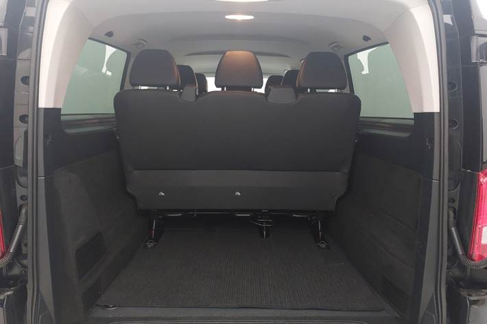 Sort Mercedes Vito fra 2018