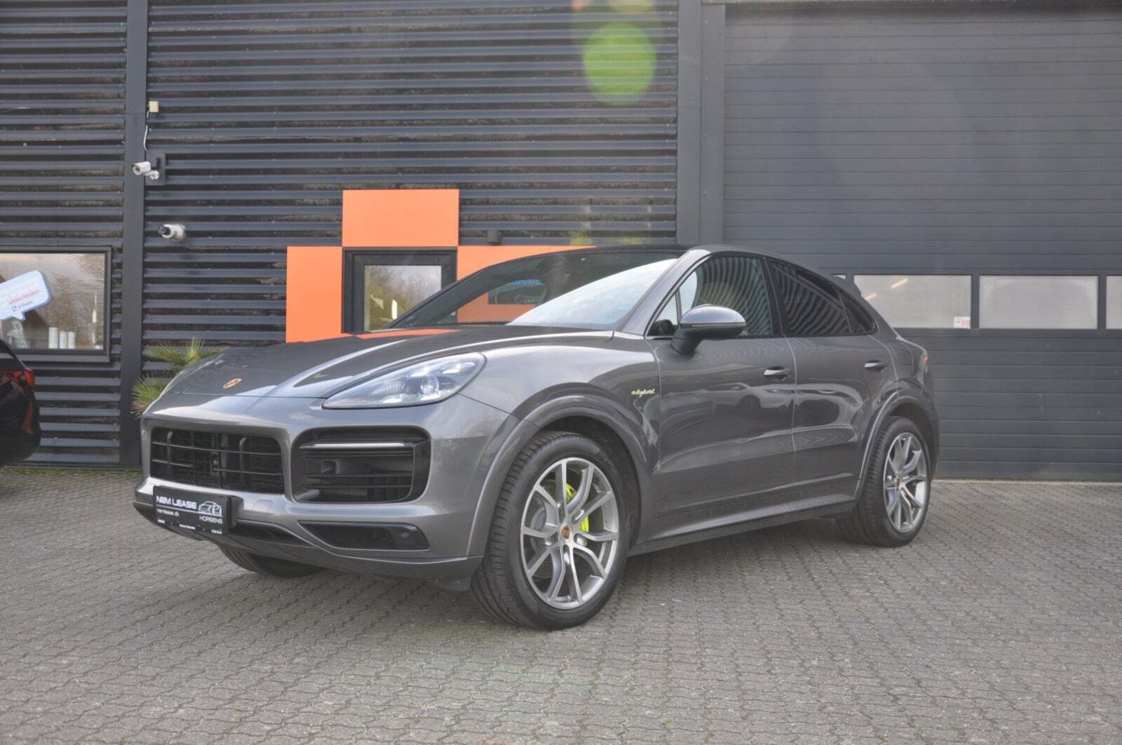 Guide til Porsche Cayenne E-Hybrid Tiptronic S (Årgang 10/2020 - 04/2023)