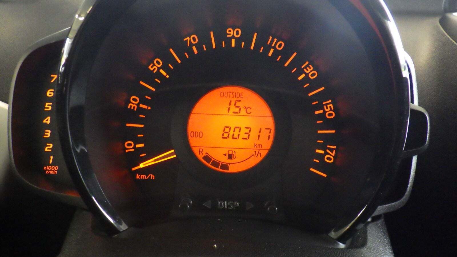 Sort Peugeot 108 fra 2016