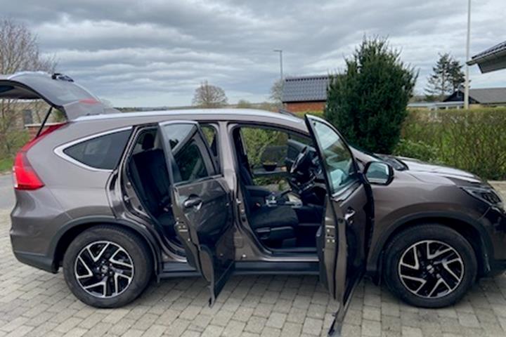 Grå Honda CR-V fra 2017