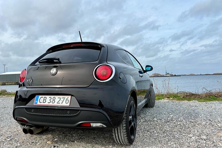 Sort Alfa Romeo MiTo fra 2008