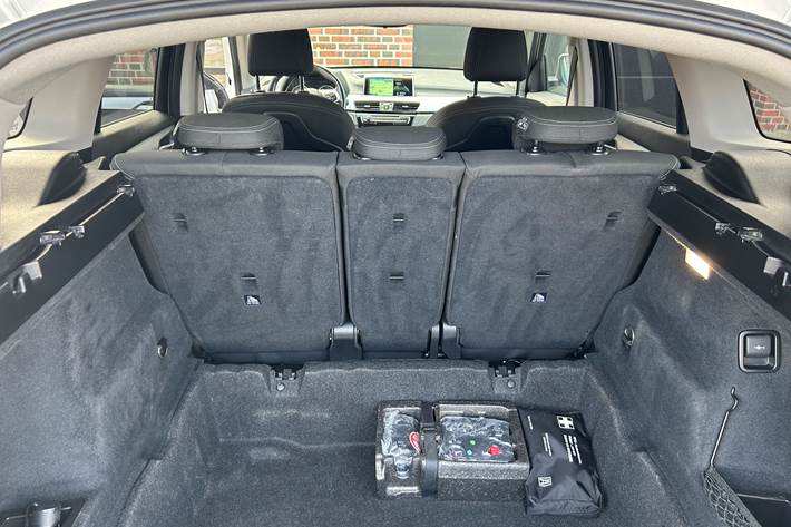 Hvid BMW X1 fra 2016