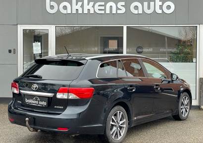 Toyota Avensis 2,0 D-4D T2 Premium stc.