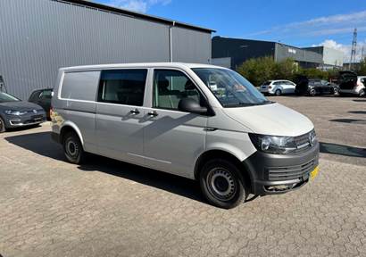 VW Transporter 2,0 TDi 150 Kassevogn DSG lang