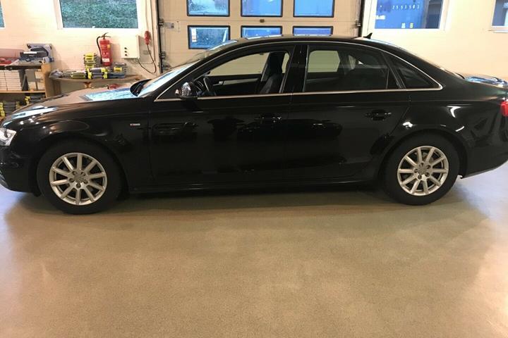 undefined Audi A4 fra 2014