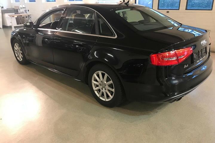 undefined Audi A4 fra 2014