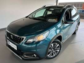 Peugeot 2008 1,2 e-THP 110 Desire Sky