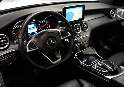 Mercedes C400 3,0 AMG Line stc. aut. 4Matic