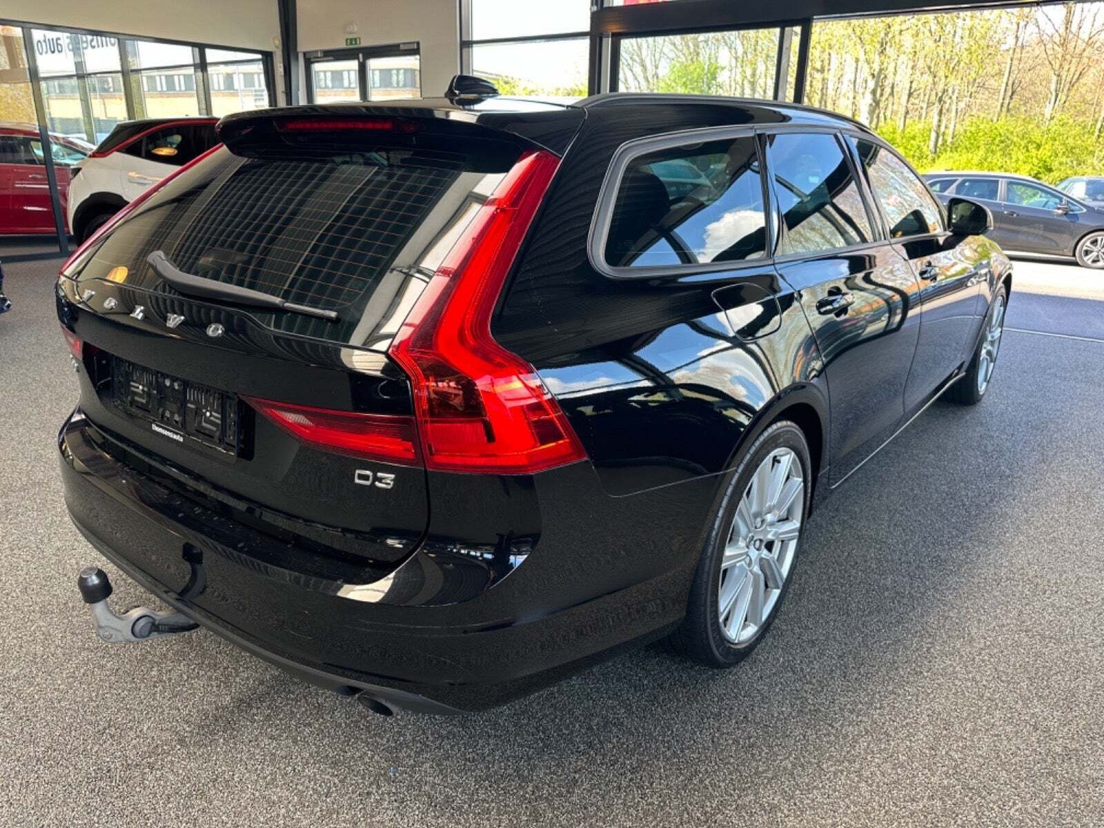 Volvo V90