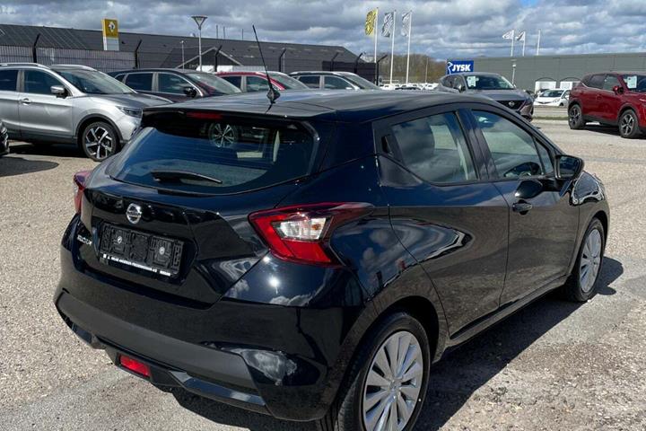 Sort Nissan Micra fra 2022