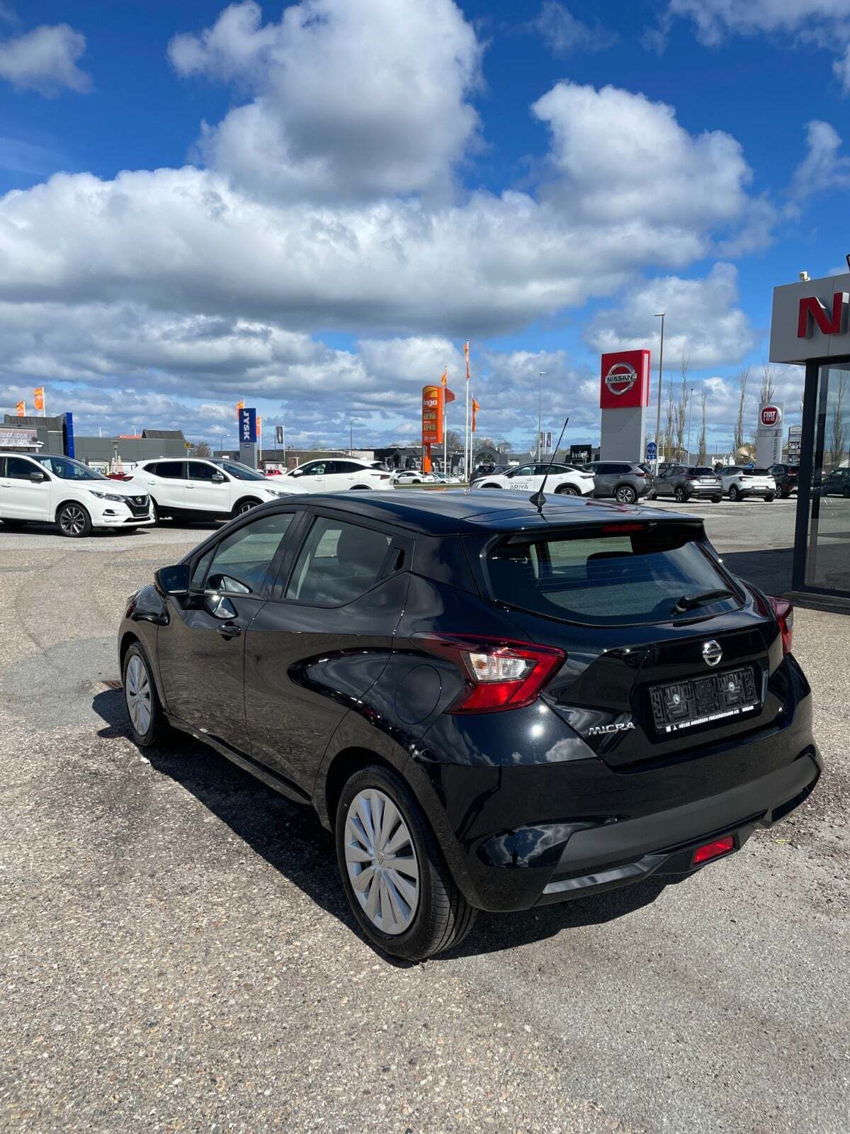 Sort Nissan Micra fra 2022