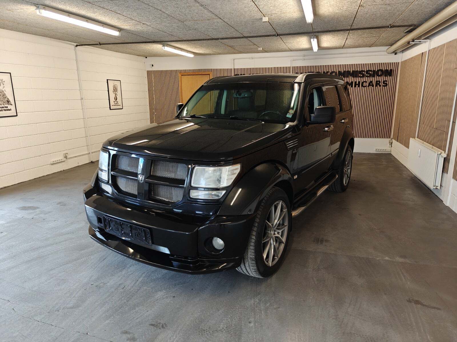 Gul Dodge Nitro fra 2008