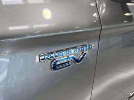 Mitsubishi Outlander 2,4 PHEV Intense CVT 4WD