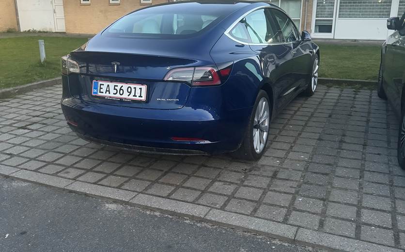 Tesla Model 3 350 kw
