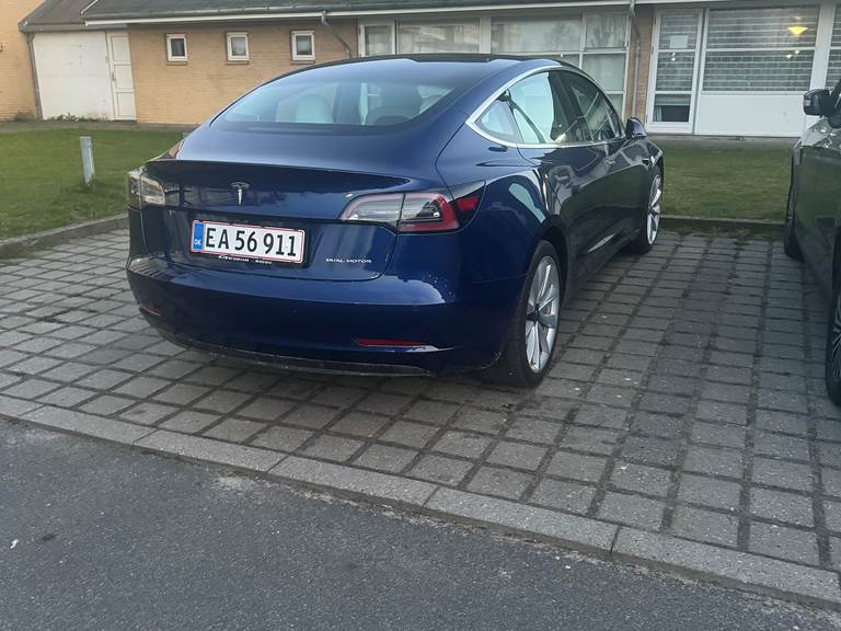 Tesla Model 3 350 kw