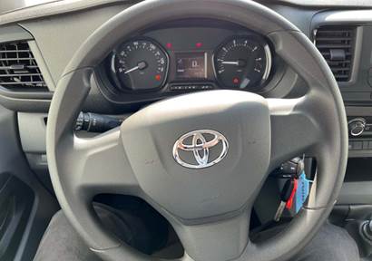 Toyota ProAce 1,5 D 120 Medium Comfort