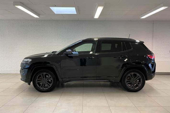 Sort Jeep Compass fra 2021