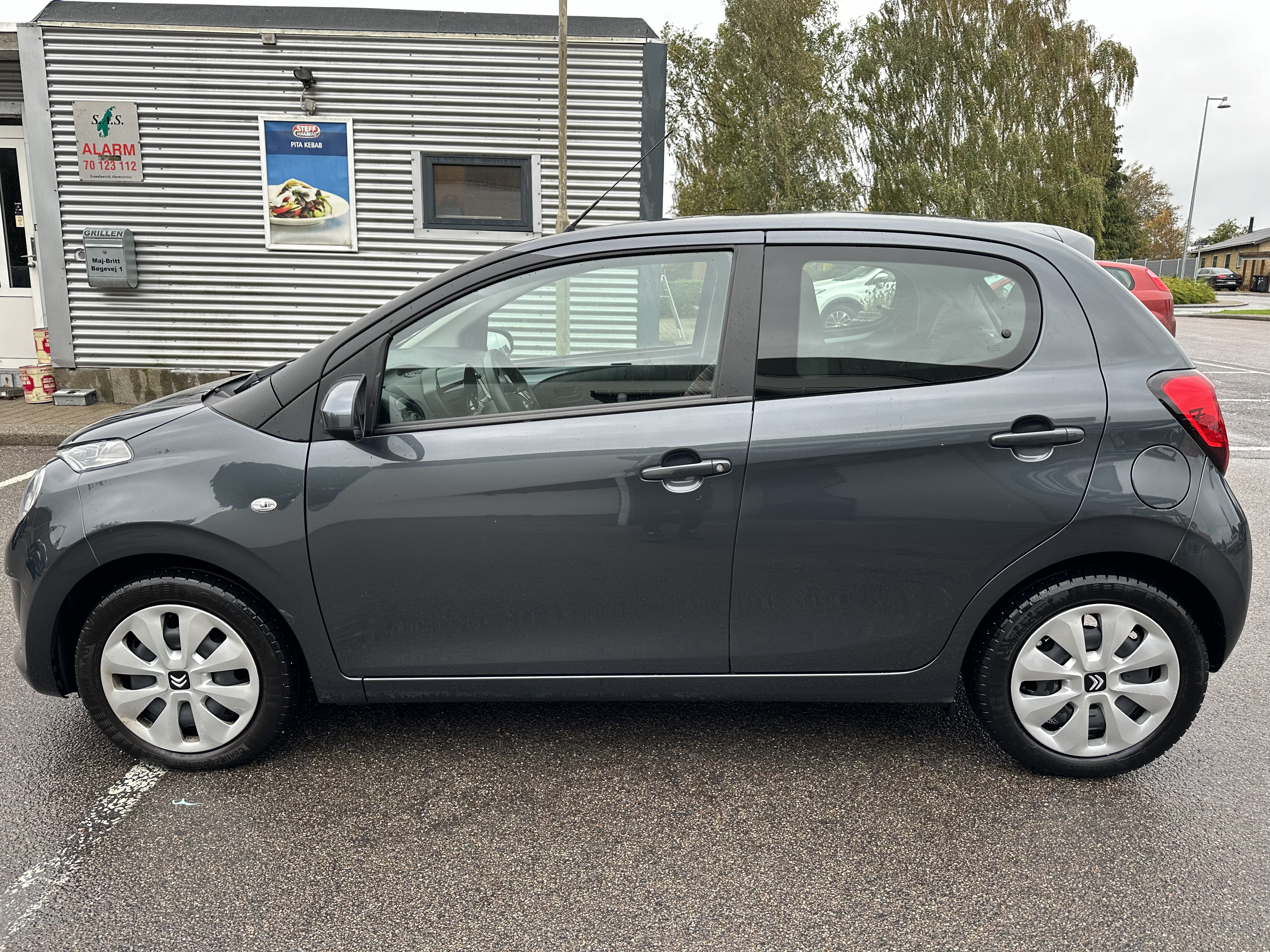 Grå Citroën C1 fra 2021
