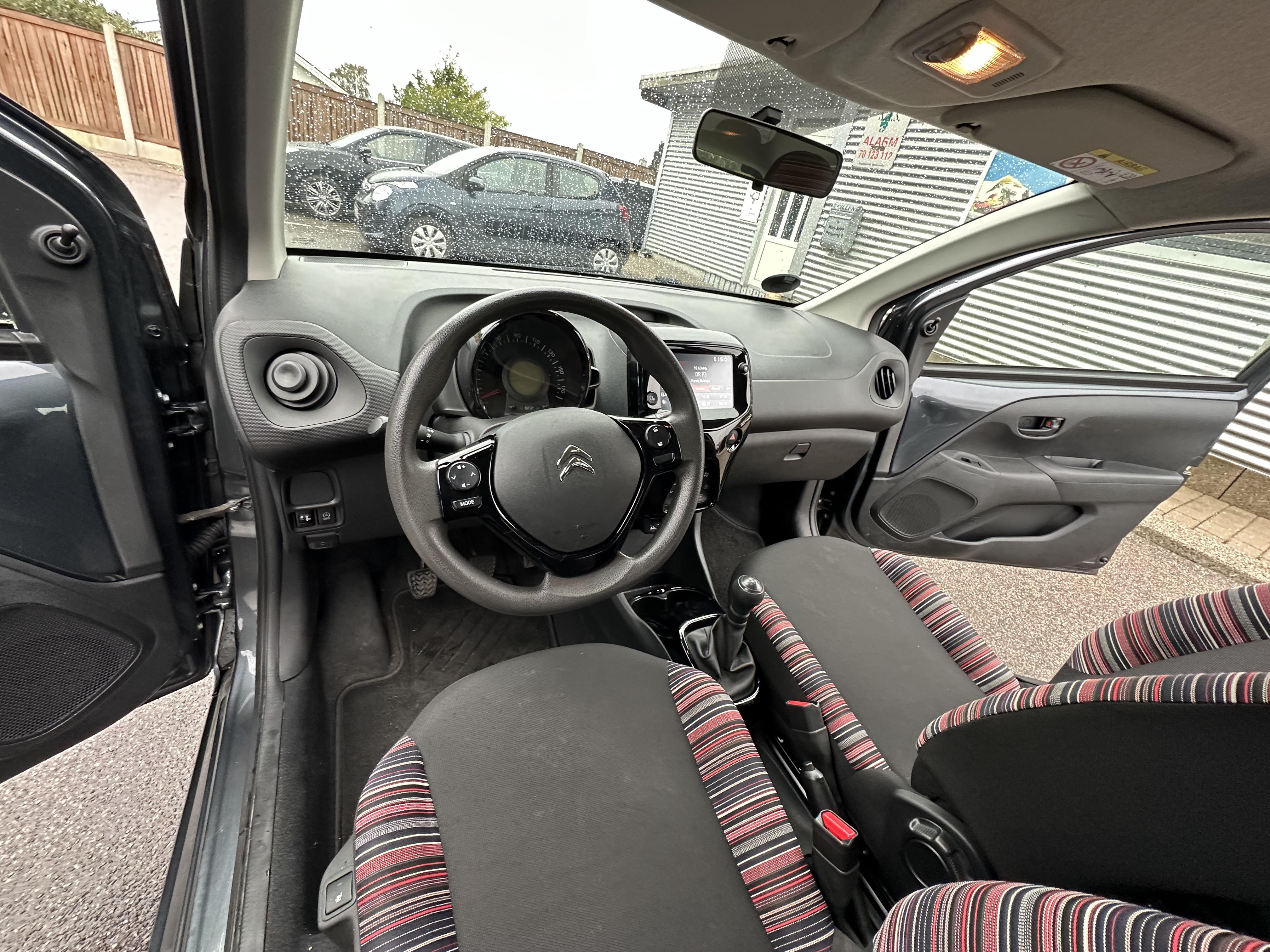 Grå Citroën C1 fra 2021