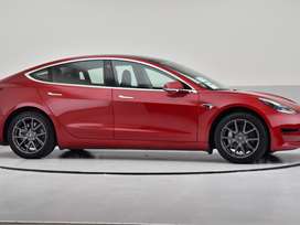 Tesla Model 3 Standard Range + RWD AUTO