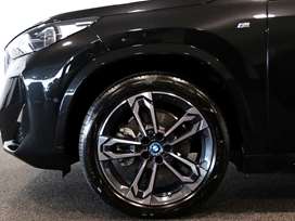BMW iX1 xDrive30 M-Sport