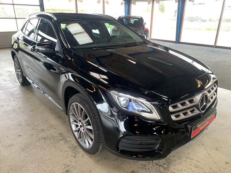 Mercedes GLA200