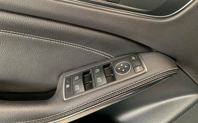 Mercedes GLA200