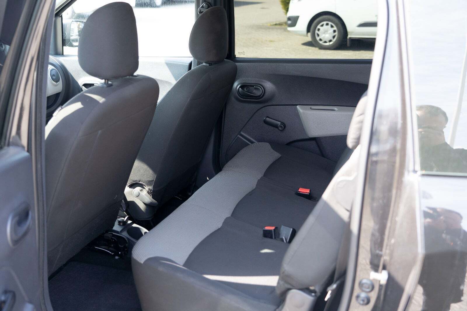 undefined Dacia Lodgy fra 2015