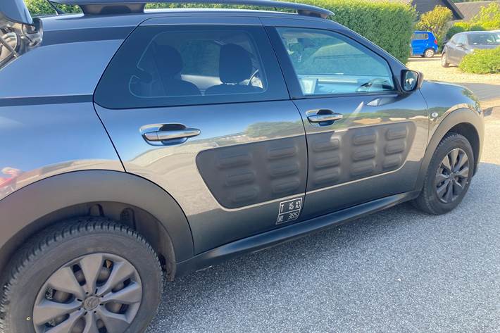 Grå Citroën C4 Cactus fra 2015