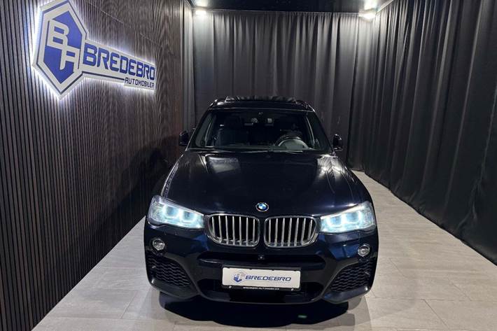 Blå BMW X3 fra 2016