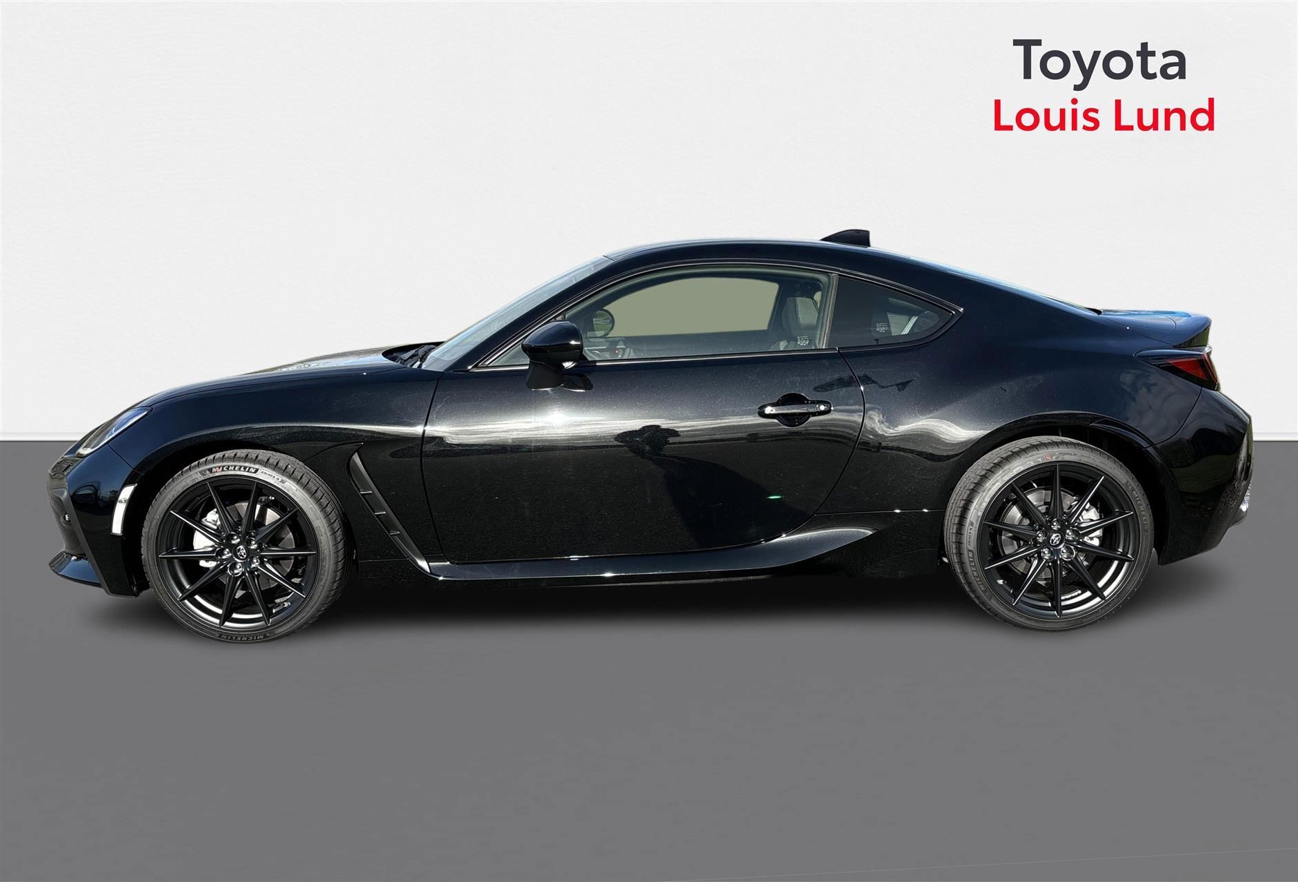 Sort Toyota GR86 fra 2024