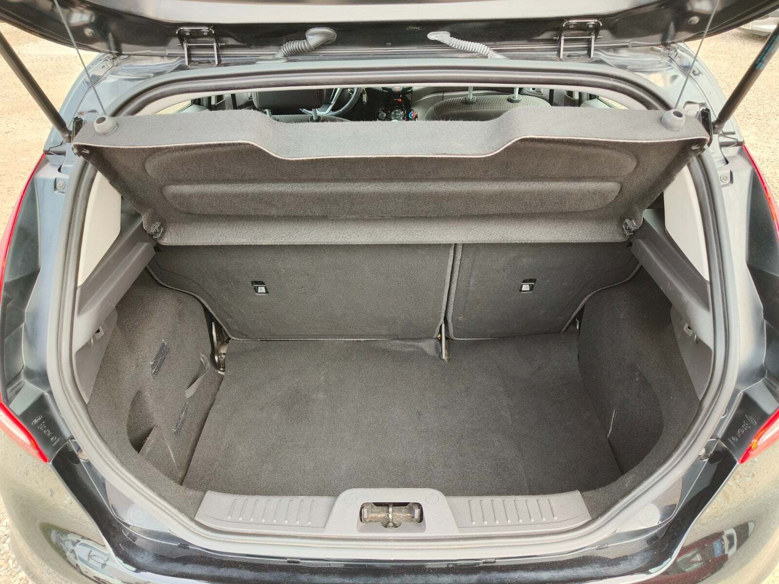 Sort Ford Fiesta fra 2016