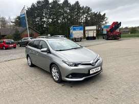 Toyota Auris 1,8 Hybrid H2+ Touring Sports CVT