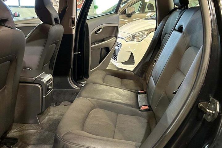 undefined Volvo V70 fra 2010